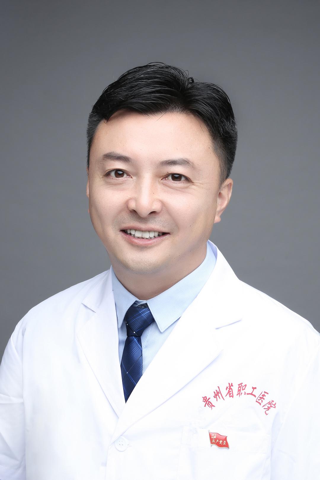 1-吴锦华 医务部主任   骨科主任医师.jpg